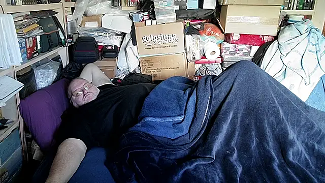 hadeszeuss2 online show from February 21, 2026, 3:02 pm