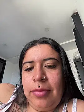 Devilsweet17 online show from May 31, 2026, 1:51 pm
