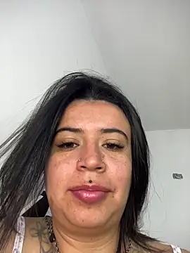 Devilsweet17 online show from June 27, 2026, 3:28 pm