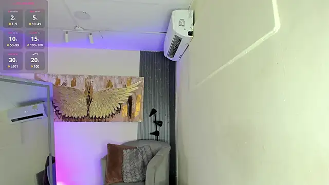 emma alice  online show from January 16, 2025, 12:09 pm