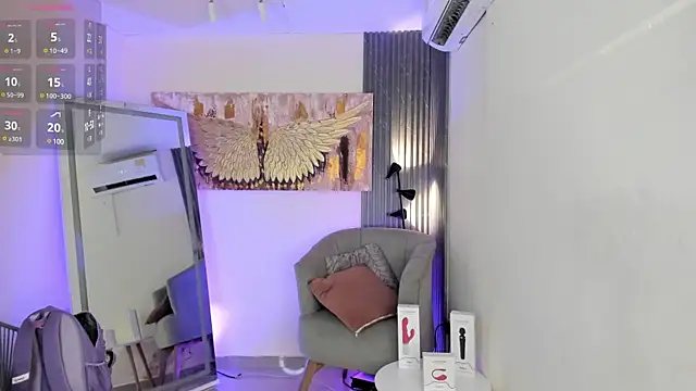 emma alice  online show from January 20, 2025, 12:28 pm