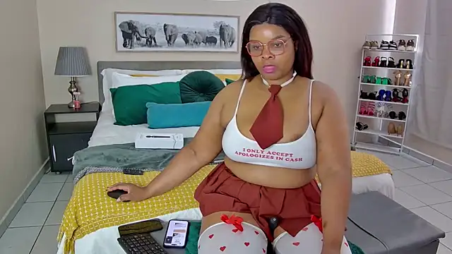 NaughtyKelly28 online show from June 12, 2026, 9:30 am