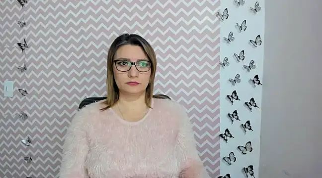 Amie Adams82  online show from December 28, 2024, 9:08 pm