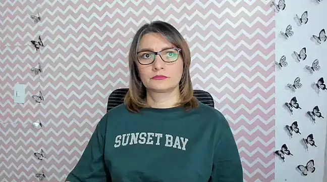 Amie Adams82  online show from March 10, 2025, 6:23 pm