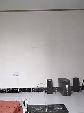 Africancaramel-45 online show from April 27, 2026, 6:44 am