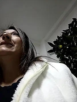 any mour online show from February 4, 2025, 3:47 pm