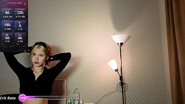 Snapshot of excited-kristi chatting on October 30, 2025, 7:10 am excited-kristi online show from October 30, 2025, 7:10 am