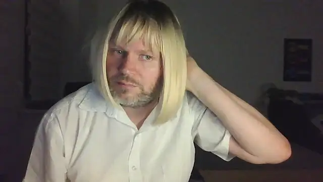 Snapshot of ShyBoy1982 chatting on September 14, 2025, 1:16 am ShyBoy1982 online show from September 14, 2025, 1:16 am