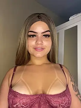 Lolacavalona online show from December 5, 2024, 2:00 pm