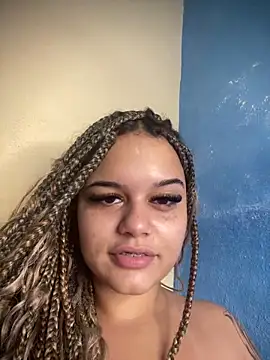 Lolacavalona online show from March 17, 2025, 2:45 pm