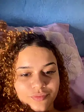 Lolacavalona online show from September 25, 2025, 3:54 am