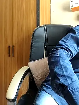 Snapshot of Lucifer_9 chatting on February 7, 2025, 8:11 am Lucifer 9 online show from February 7, 2025, 8:11 am