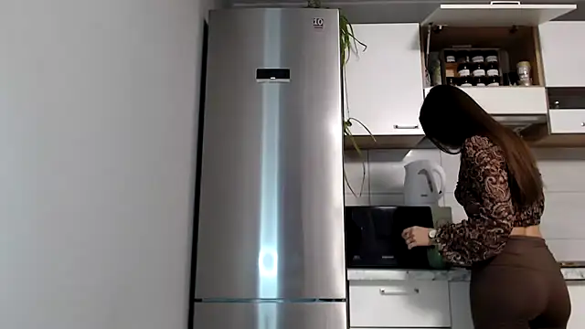 SierraSky  online show from September 28, 2025, 5:07 pm