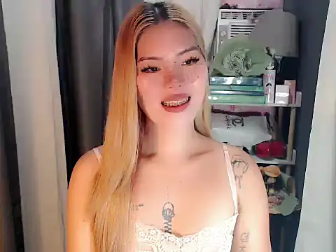 Zyradvega online show from July 27, 2026, 9:49 am