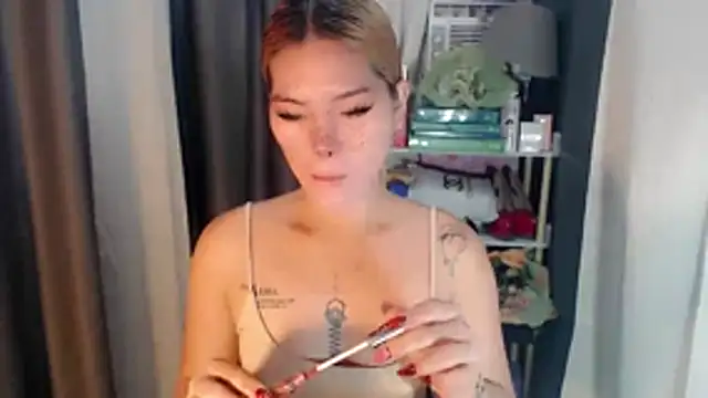 Zyradvega online show from July 29, 2026, 6:33 am