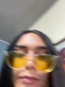 AdharaaMoon online show from November 9, 2025, 11:25 pm