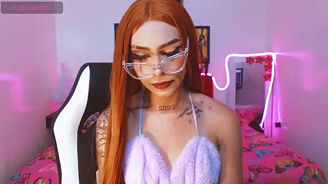 AdharaaMoon online show from November 28, 2025, 6:54 pm