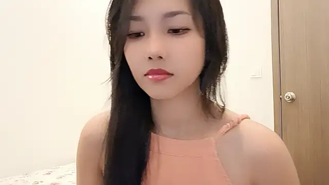 Snapshot of Sugar2k5 chatting on October 21, 2025, 3:51 am Sugar2k5 online show from October 21, 2025, 3:51 am