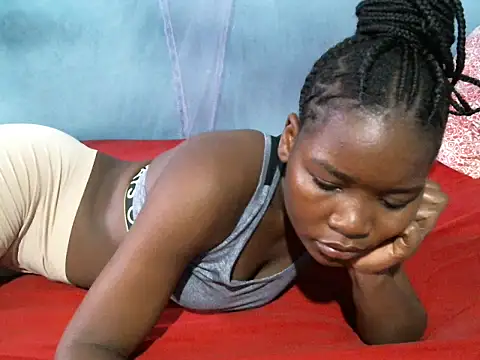 cocolicky online show from December 2, 2025, 9:25 am