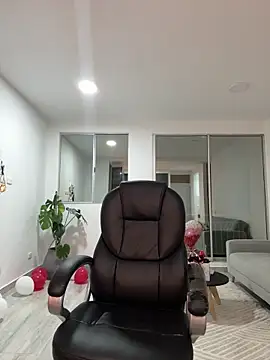 Natasha-28 online show from February 20, 2026, 2:52 am