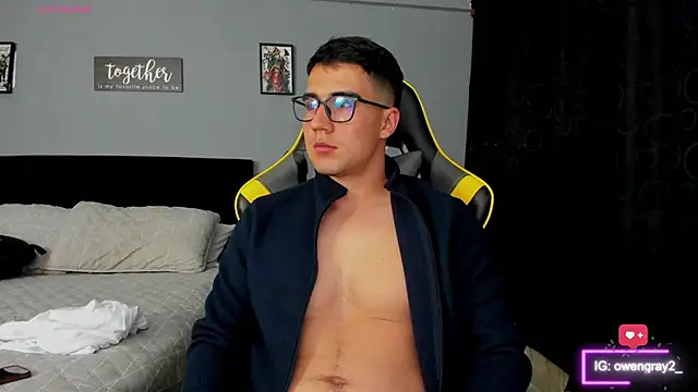 owengray2n online show from March 18, 2025, 2:47 am