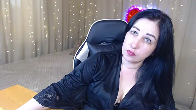 JillStevens online show from February 9, 2026, 8:51 am