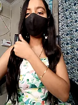 Parinaaz18 online show from February 4, 2026, 1:44 am