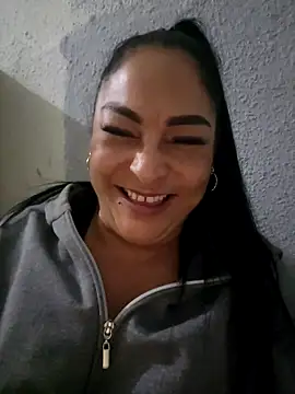 Gina Myers online show from November 14, 2025, 1:15 am