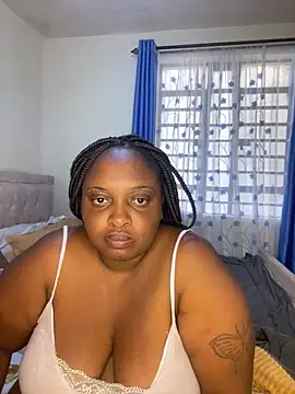 Snapshot of thickyelliana chatting on March 3, 2025, 11:00 am thickyelliana online show from March 3, 2025, 11:00 am