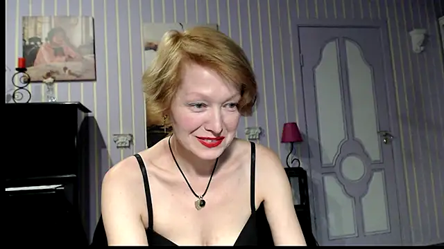 Snapshot of Marquise555 chatting on November 3, 2025, 5:03 pm Marquise555 online show from November 3, 2025, 5:03 pm