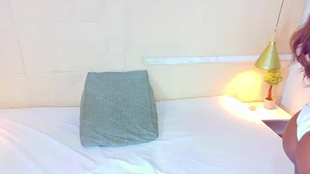 Shamiraa moore online show from April 8, 2026, 5:46 pm