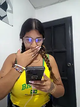 Sofythom1 online show from November 21, 2025, 3:16 am