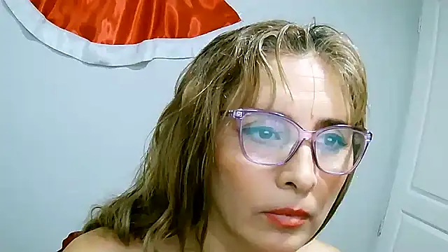 leona- online show from January 6, 2025, 12:16 am