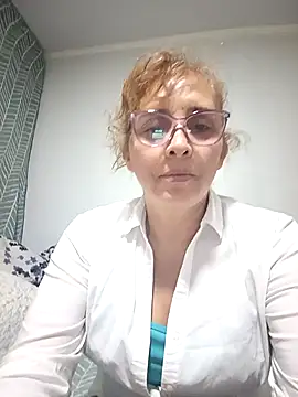 leona- online show from February 25, 2025, 1:06 pm