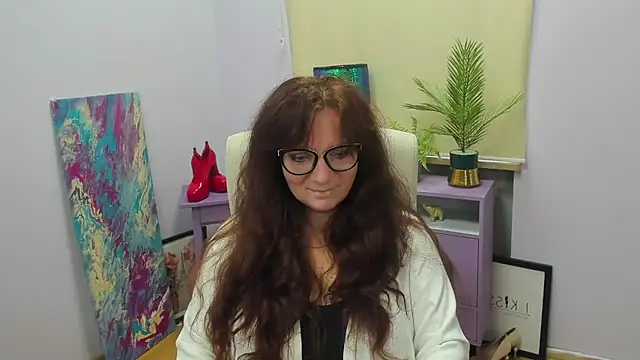 Snapshot of Alice_xHeart chatting on March 12, 2025, 9:44 am Alice xHeart online show from March 12, 2025, 9:44 am