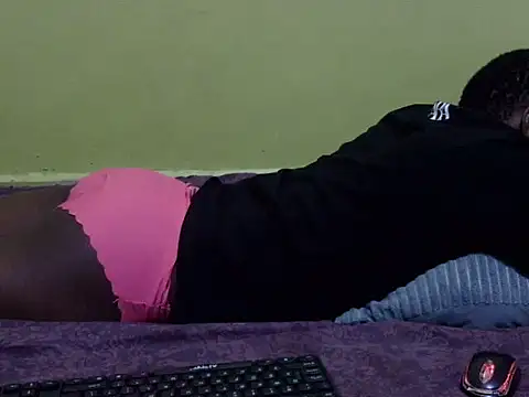 QUEEN-LIZ online show from October 2, 2025, 5:25 am