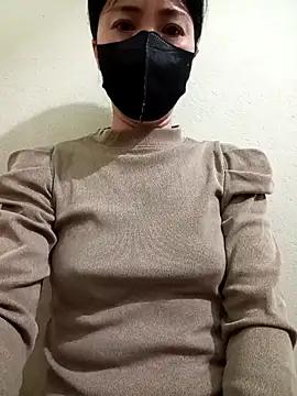 YunLem online show from February 10, 2025, 2:05 pm