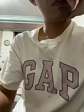 Snapshot of alan24014 chatting on September 21, 2025, 1:24 pm alan24014 online show from September 21, 2025, 1:24 pm