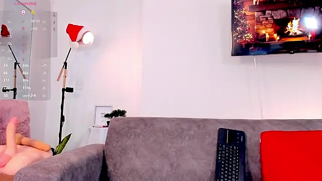 Snapshot of Hannaos chatting on December 25, 2024, 8:28 pm Hannaos online show from December 25, 2024, 8:28 pm