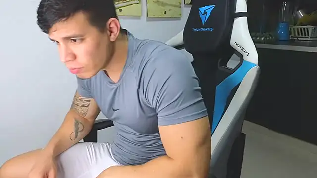 Ethanstill1 online show from February 7, 2025, 2:50 am