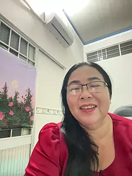 NDith online show from March 9, 2025, 2:21 pm