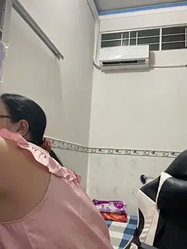 NDith online show from October 19, 2025, 2:18 pm