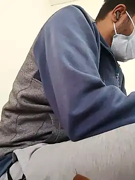 littlehornysons online show from February 23, 2025, 7:22 am