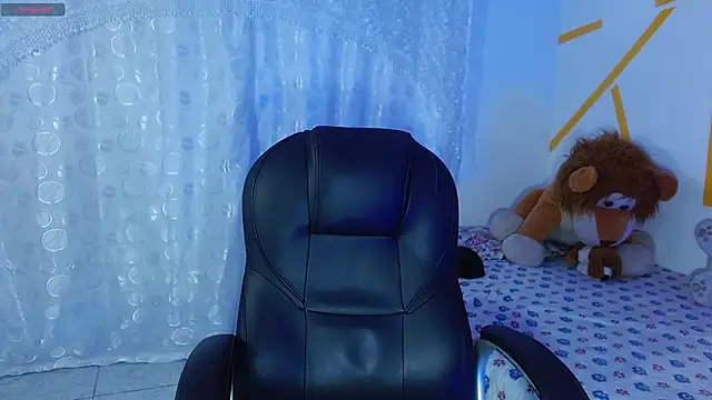 Matthew Boy  online show from December 30, 2024, 4:42 am