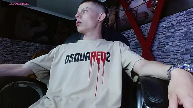 Matthew Boy  online show from March 12, 2025, 9:35 pm