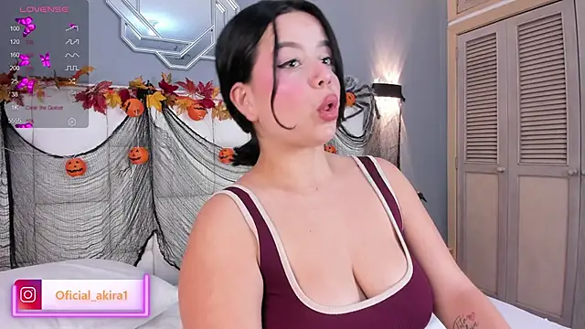 AkiraKings online show from October 21, 2025, 3:40 am