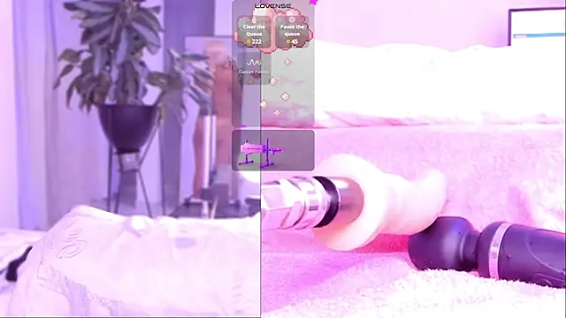 Snapshot of revy_blacck chatting on February 8, 2025, 12:49 am revy blacck online show from February 8, 2025, 12:49 am