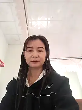 Snapshot of Sexy-ladyboobs20 chatting on December 28, 2024, 8:37 am Sexy-ladyboobs20 online show from December 28, 2024, 8:37 am