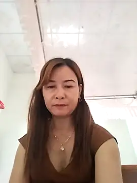 Snapshot of Sexy-ladyboobs20 chatting on December 31, 2024, 5:22 am Sexy-ladyboobs20 online show from December 31, 2024, 5:22 am