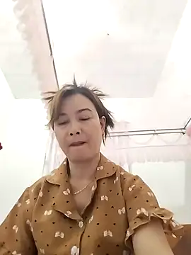 Snapshot of Sexy-ladyboobs20 chatting on December 31, 2024, 11:42 am Sexy-ladyboobs20 online show from December 31, 2024, 11:42 am